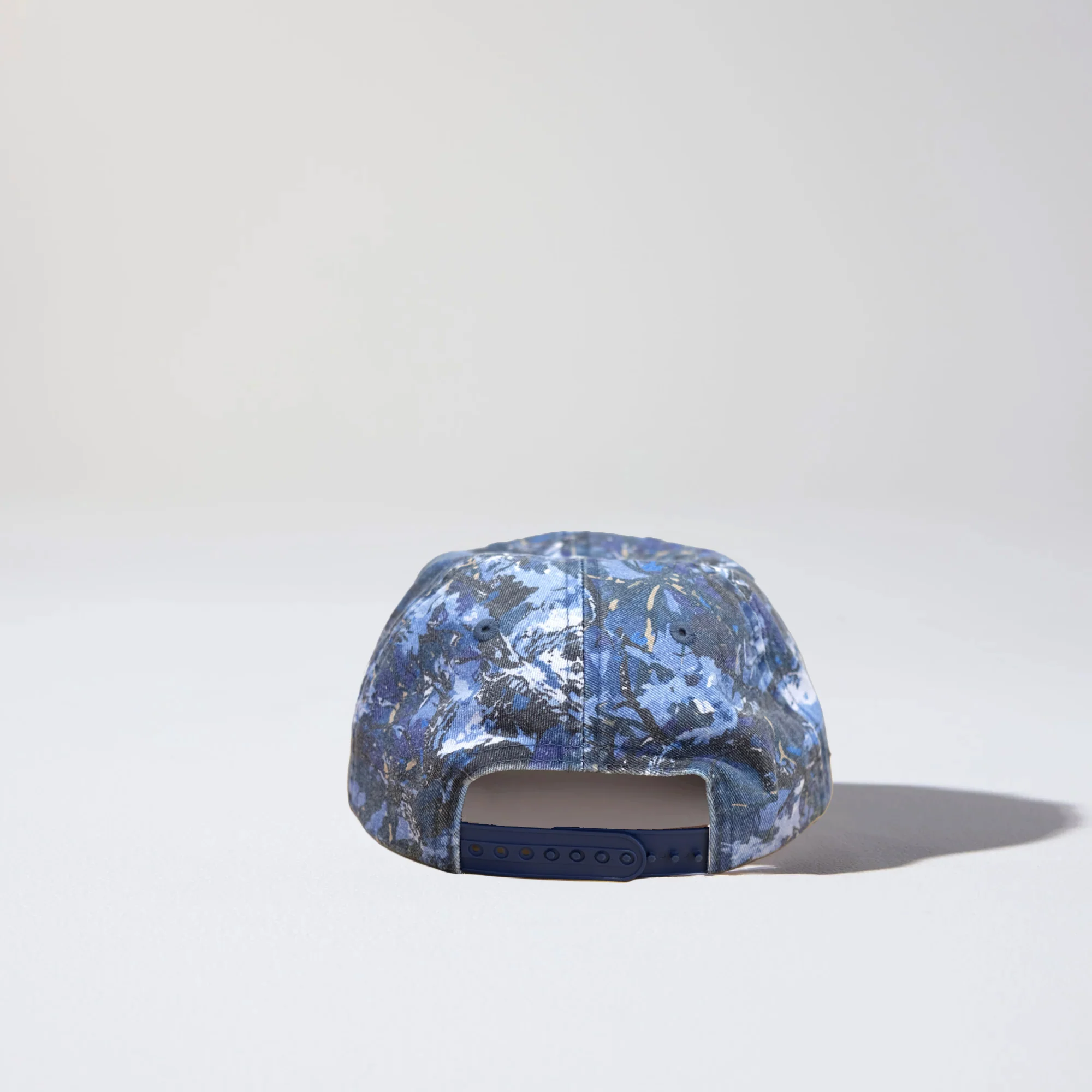 Camo Tree Friday Snap Blue Back Camo Tree Friday Snap Blue Back